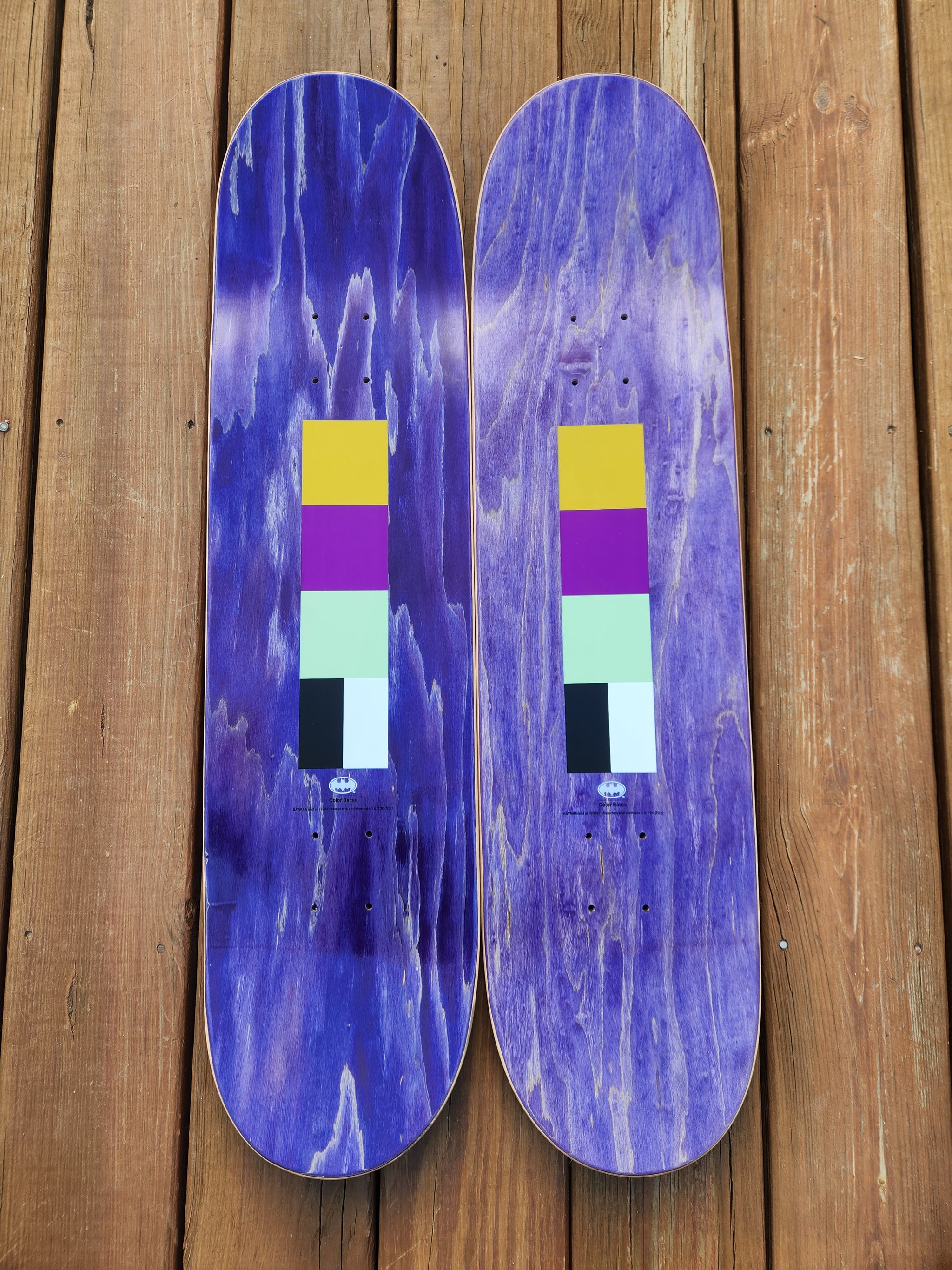 Color Bars x DC Comics - Batman Gotham Skateboard Set