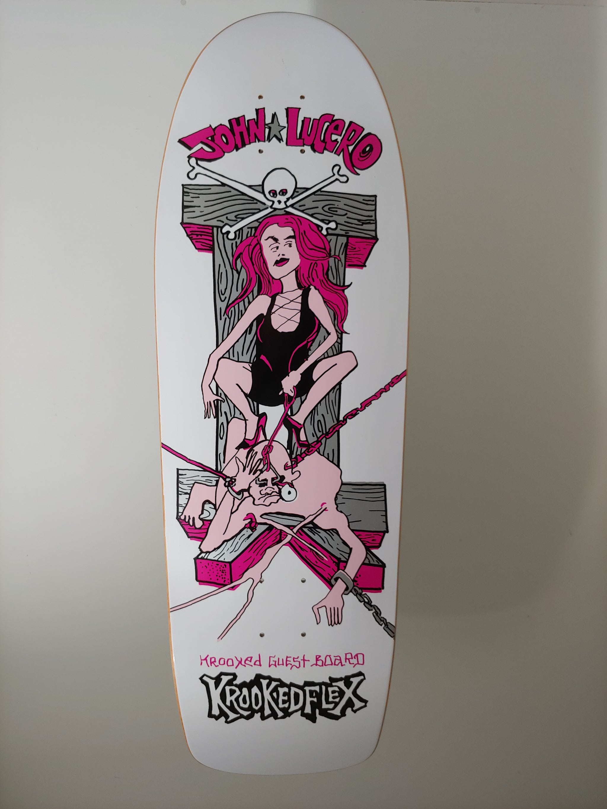 クルキッド限定ゲストモデル　KROOKED Lucero Guest Skateboard Deck 10.25 x 31 WHITE Variflex Gonz Pig Old Skoolマークゴンザレス Amazon.co.jp: クルキッド限定ゲストモデル KROOKED Lucero